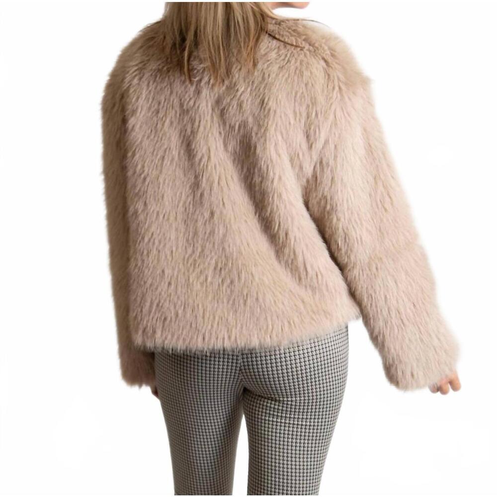 NEW MIOU MUSE faux fur cropped jacket in stone - Picture 3 of 7